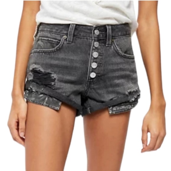 We The Free Denim and Charcoal Jean Shorts - Picture 13 of 13